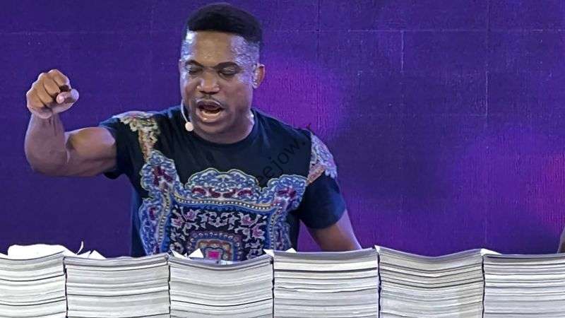 پدیده جری ایز: چگونه واعظ نیجریه ای به یک ستاره اینترنتی تبدیل شد